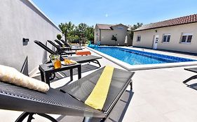 Nova Apartments